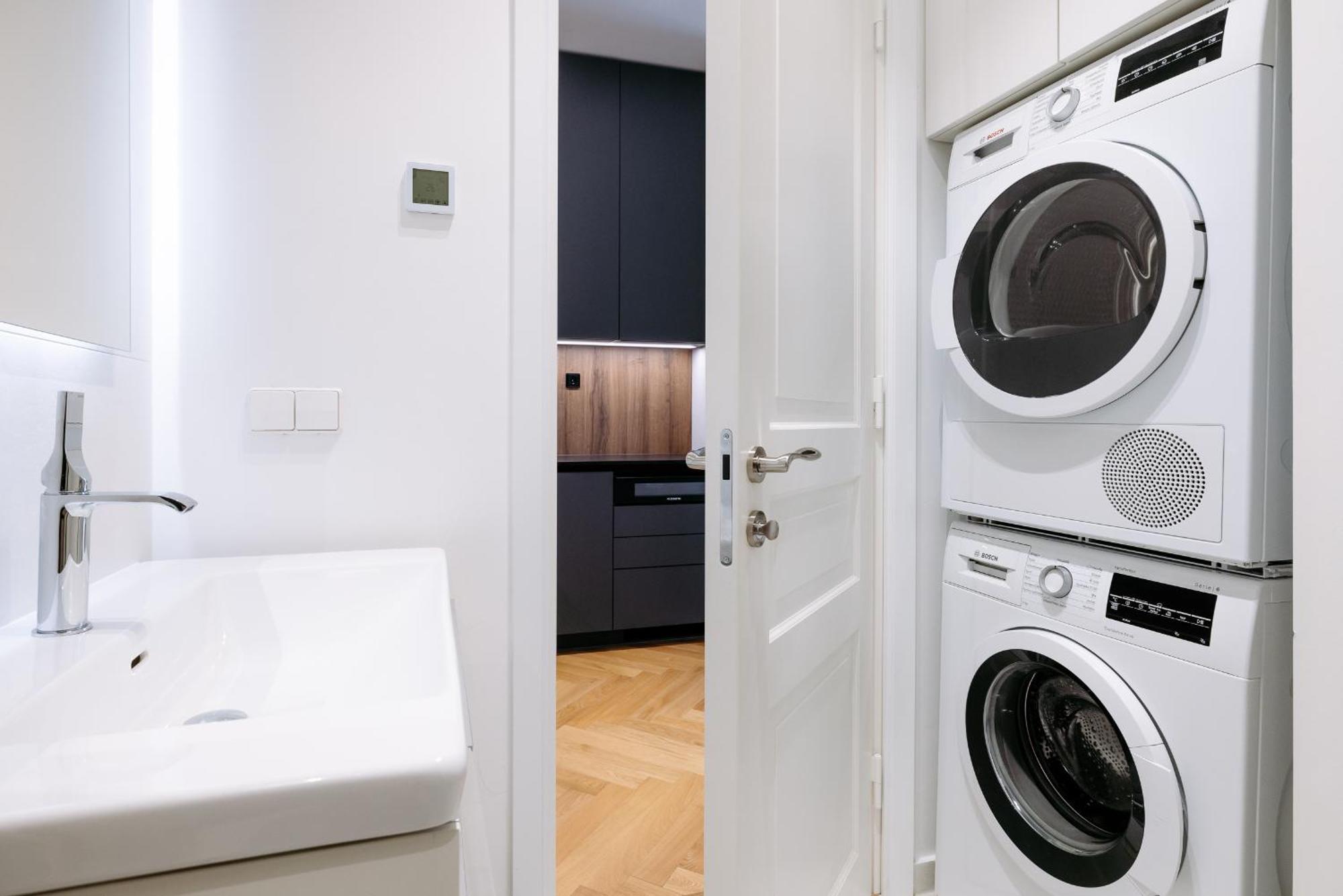 Hestia Apartments Barons Tallinn Bagian luar foto