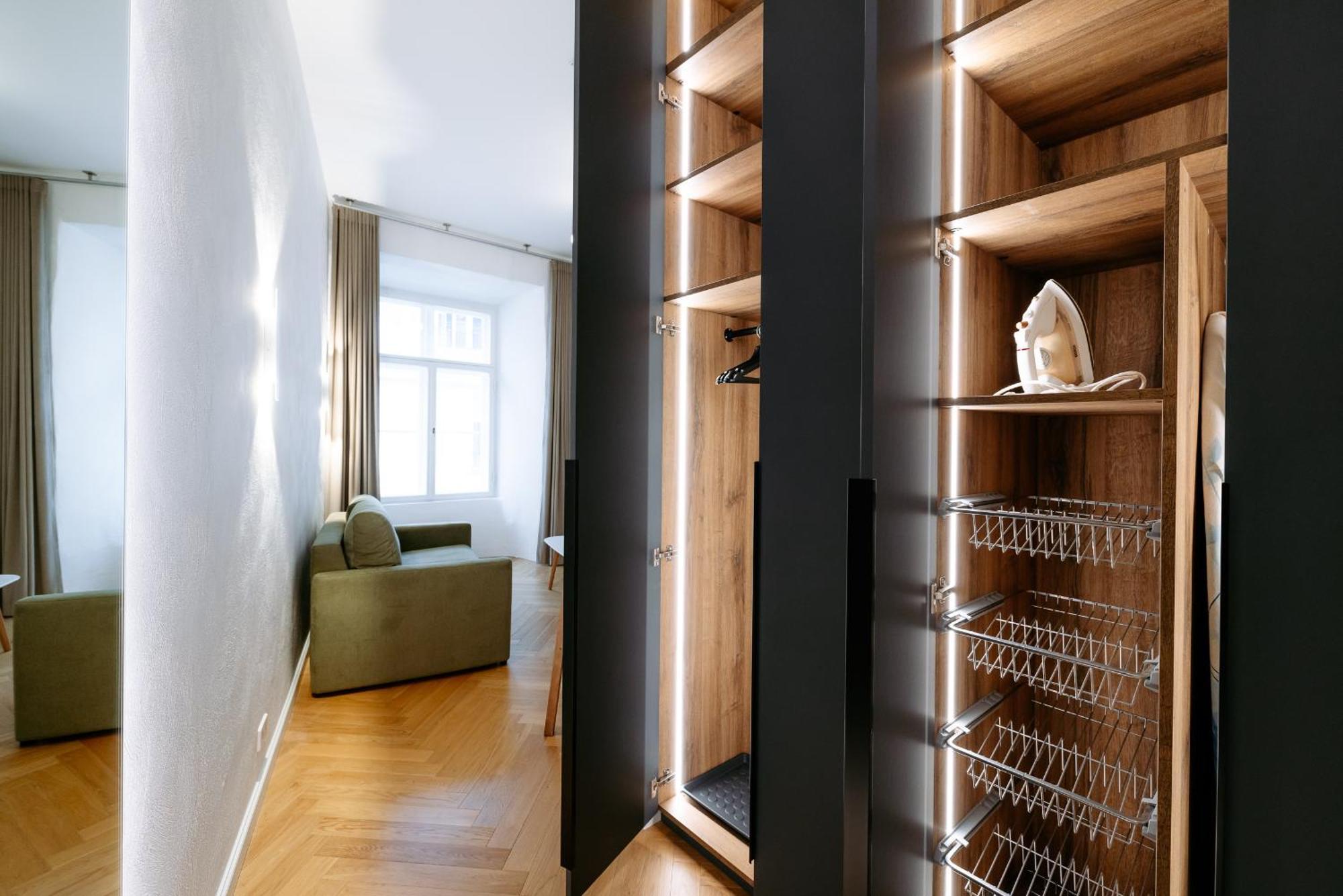 Hestia Apartments Barons Tallinn Bagian luar foto